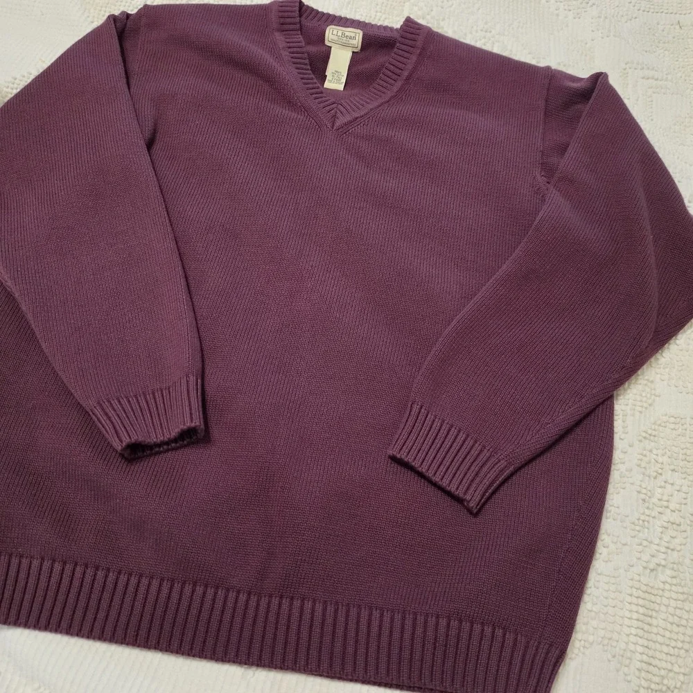Vintage LL Bean Sweater Mens XL Tall Burgundy Ribbed Trims Pullover V-Neck Knit